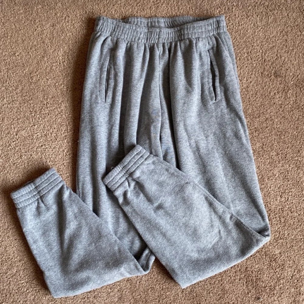 Brandy Melville joggers